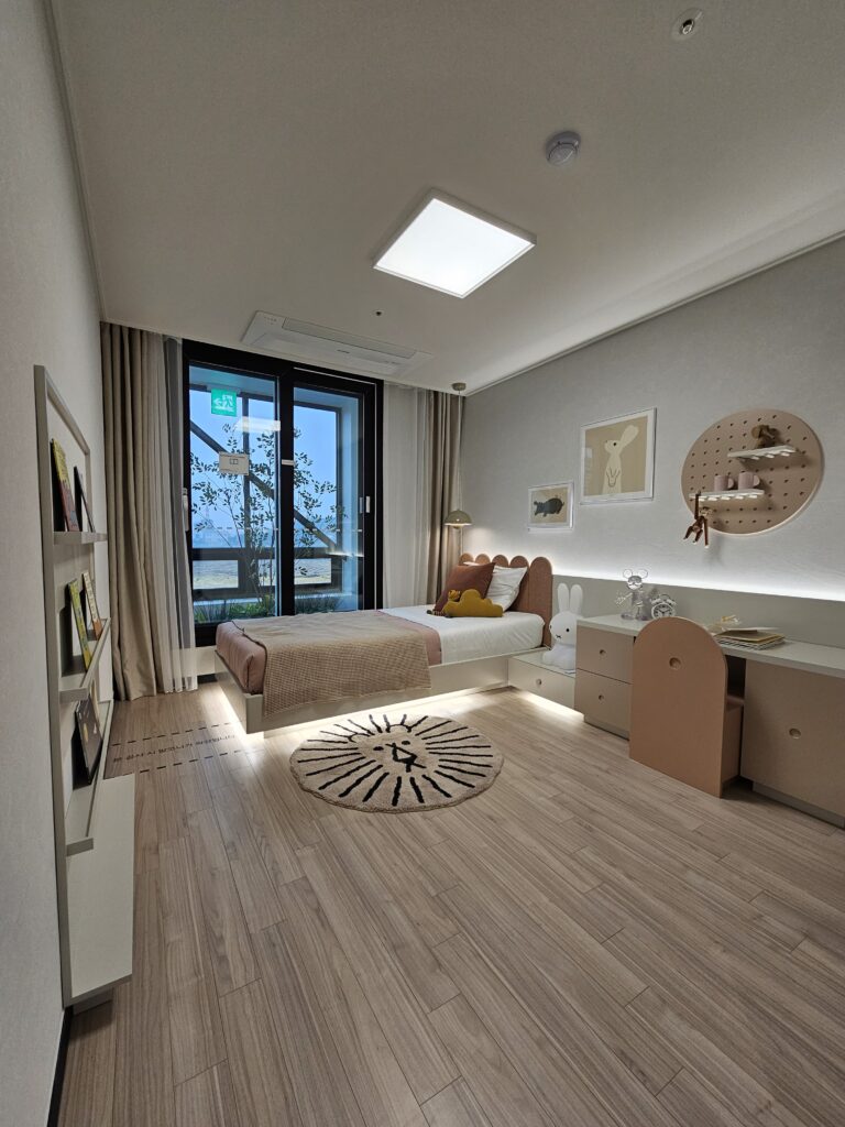 평택진위 쌍용 스마트어반 침실 2